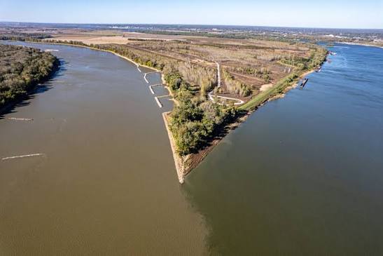 Two Rivers, One Crossroads: Where St. Louis Became the Gateway